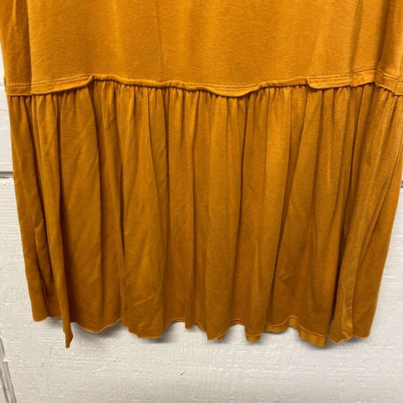 ZENANA Premium Womens Mustard Babydoll Peplum Cotton Blouse Size small - Picture 4 of 5